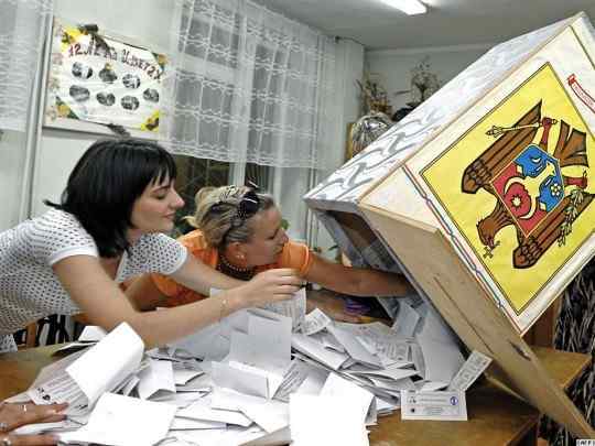 Alegerile în diaspora tulbură apele politicii moldovenești