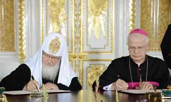 Benedict al XVI-lea saluta vizita lui Kirill in Polonia