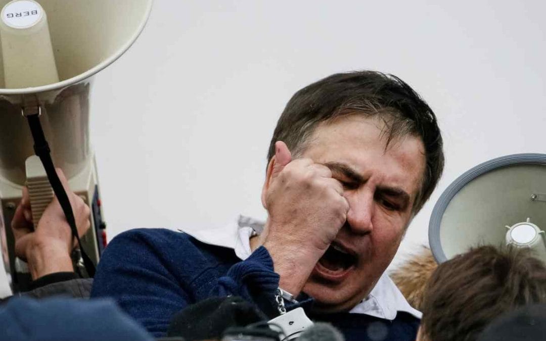Saakașvili adus în fața judecătorilor unui tribunal din Kiev